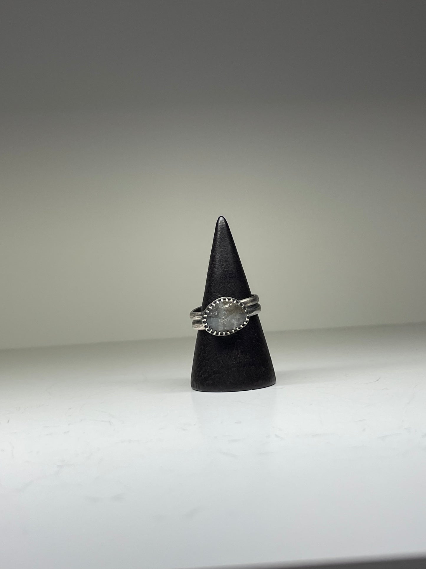 Faceted Moss Aquamarine and Sterling Ring - US 6.75