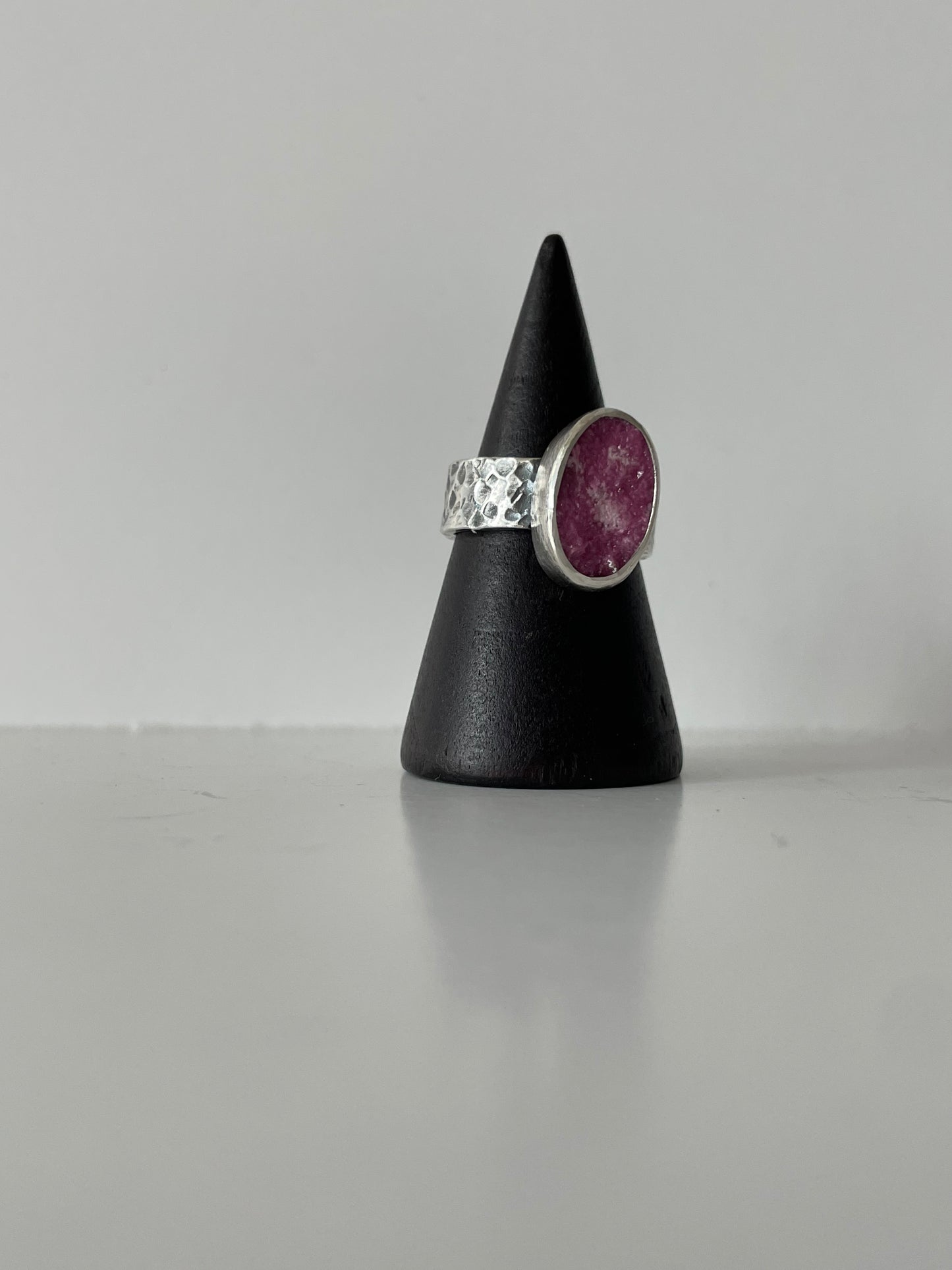 Cobalto Calcite and Sterling Ring - US 5.5