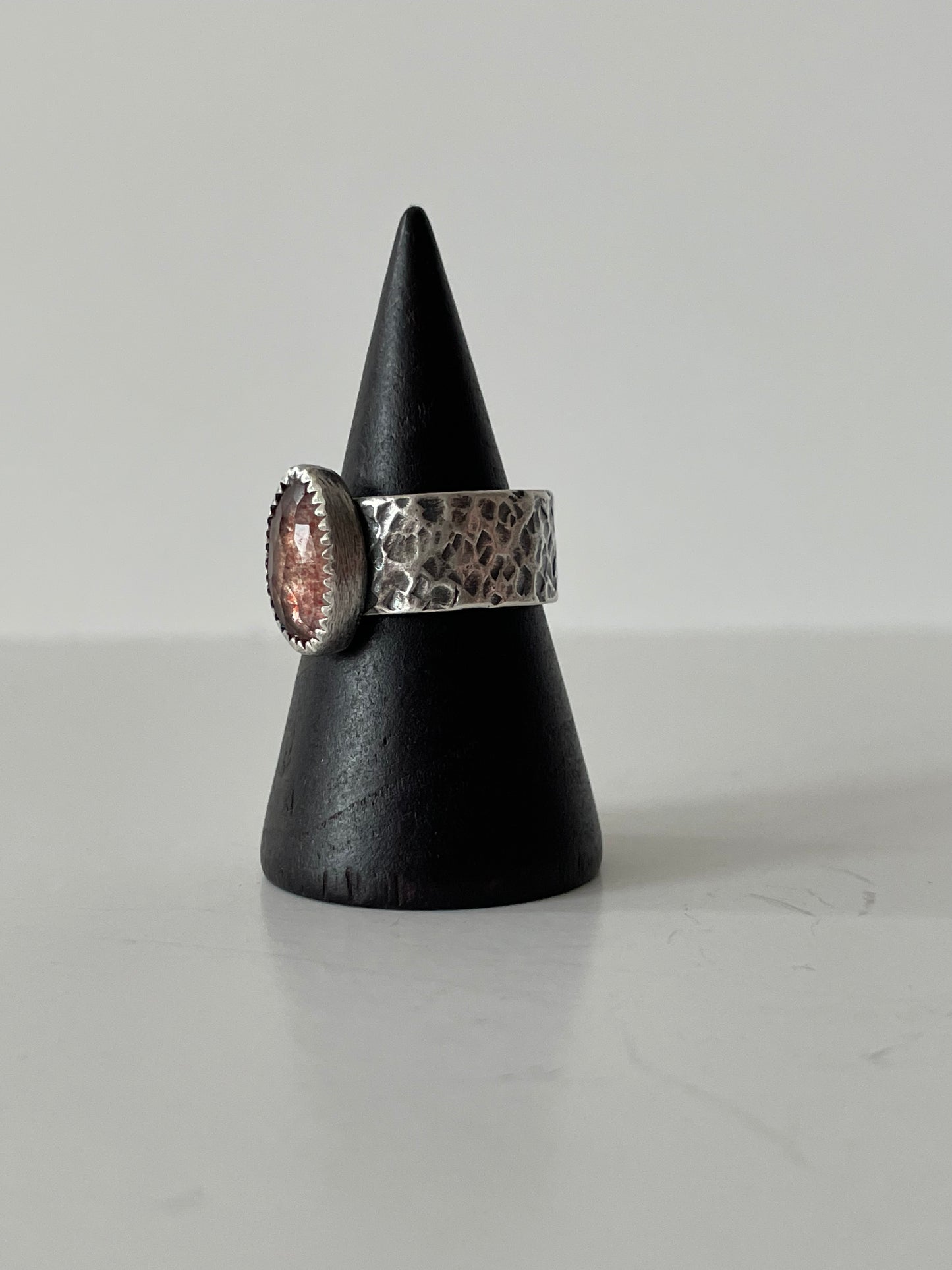 Strawberry Quartz and Sterling Ring - US 5.75
