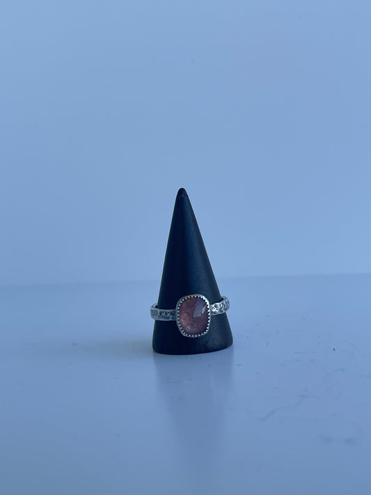 Strawberry Quartz and Sterling Ring - US 11.5