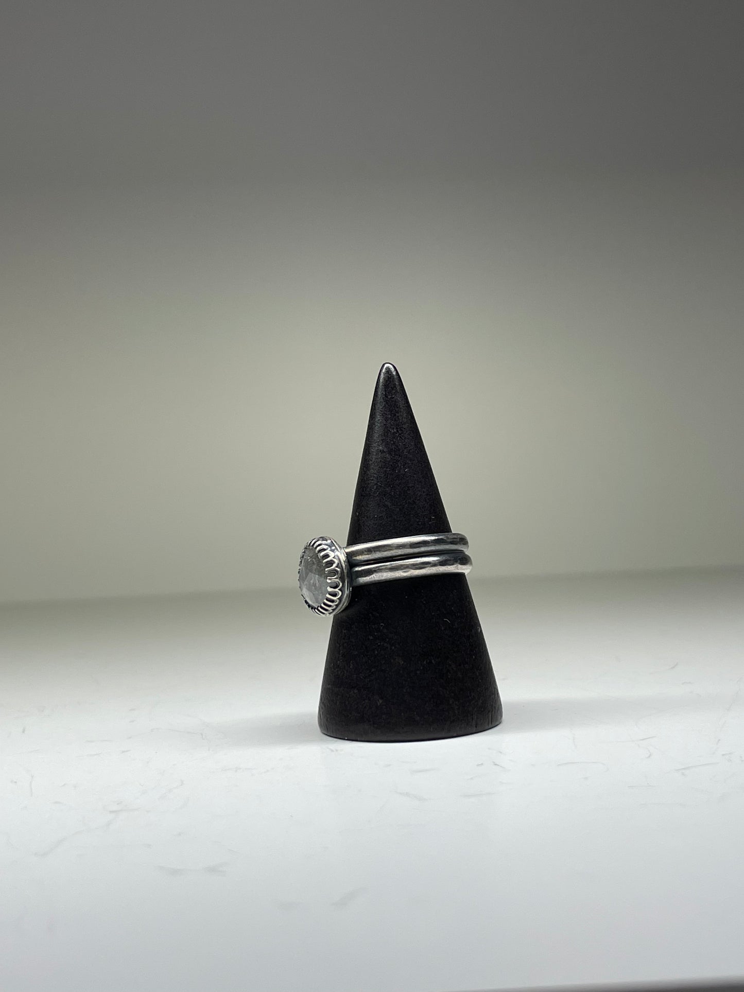 Faceted Moss Aquamarine and Sterling Ring - US 6.75